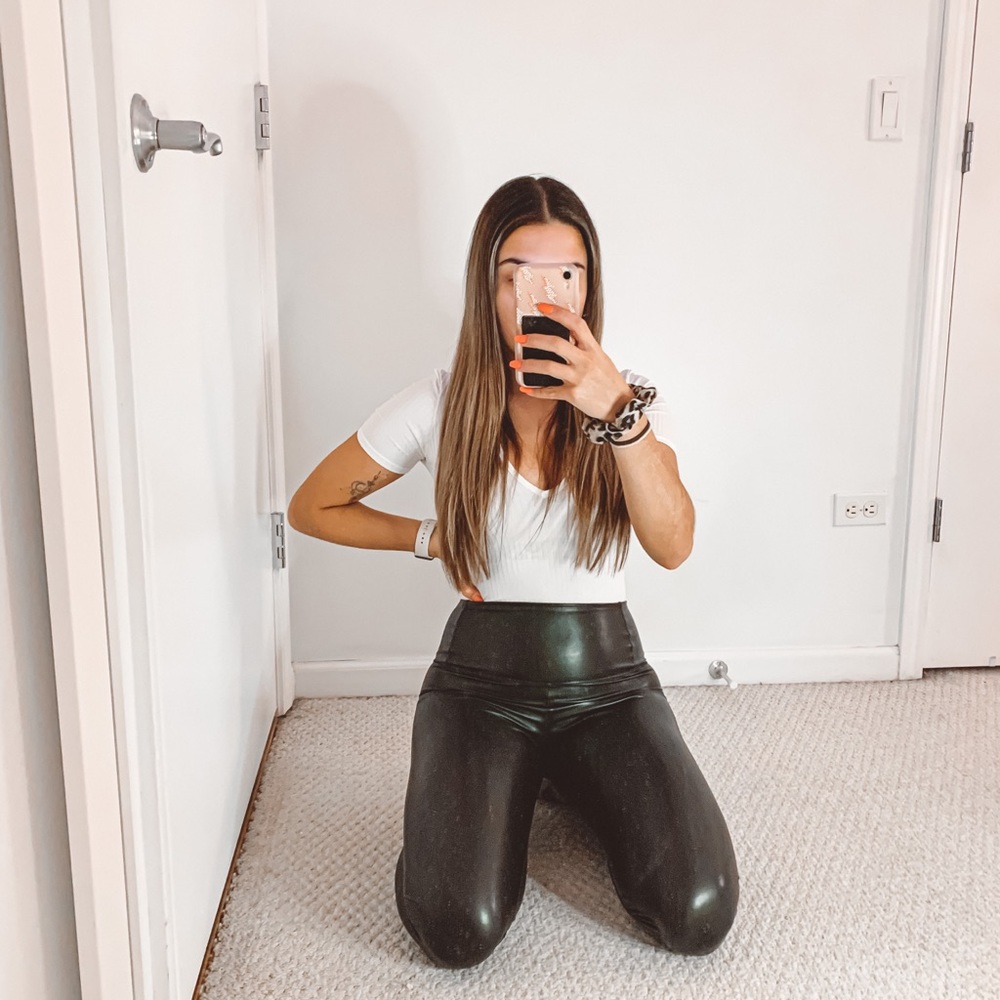 Aritzia Wilfred Free Daria Faux Leather Leggings - Picture 2 of 5